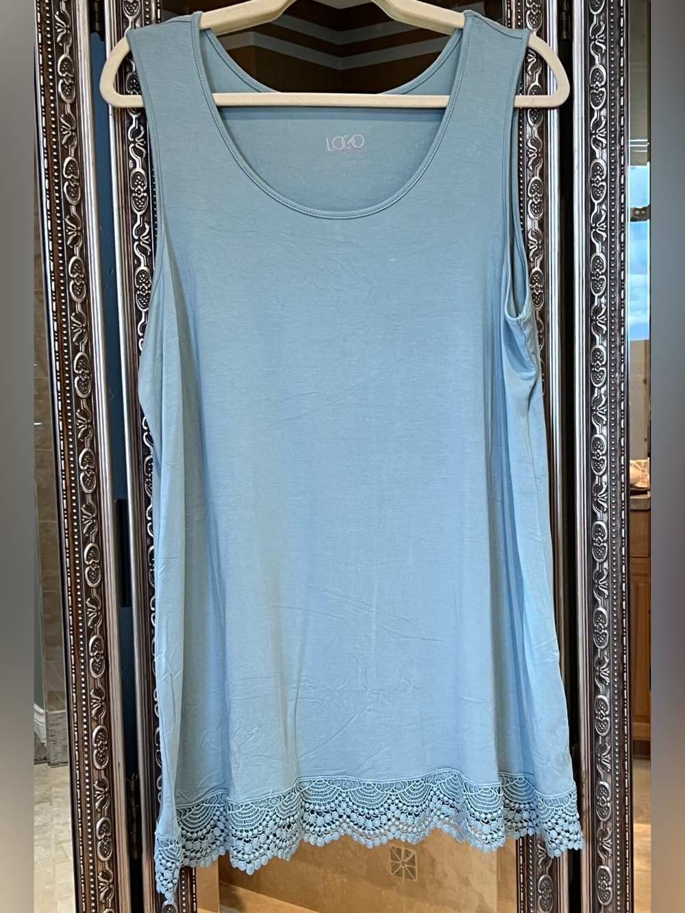 LOGO Layers by Lori Goldstein Tank W/Crochet Hem - Sz L
